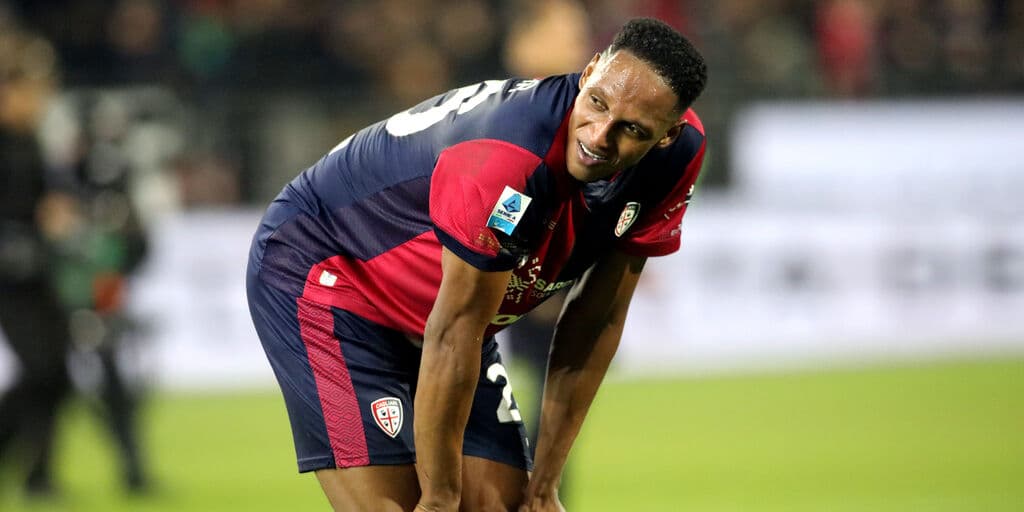 Cagliari, le mosse di Pisacane: Mina torna, Nzola resta ai box