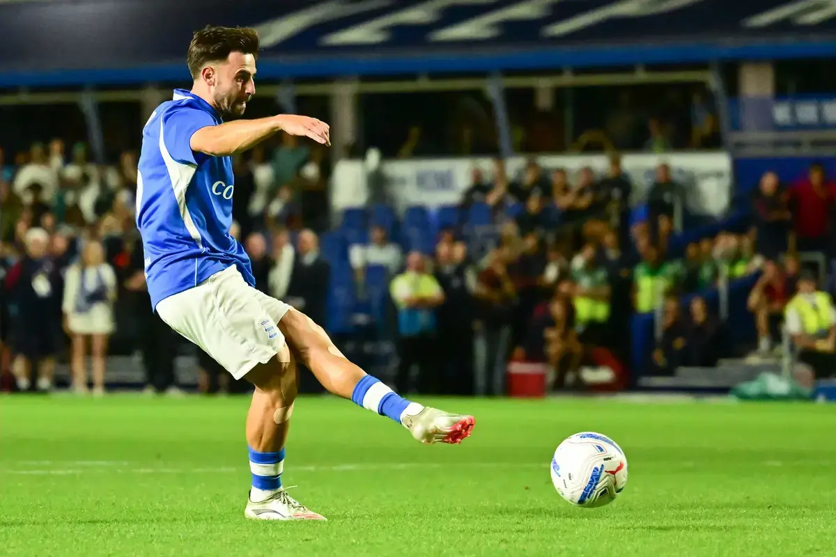 Wrexham-Birmingham City: il palcoscenico del Racecourse Ground si accende