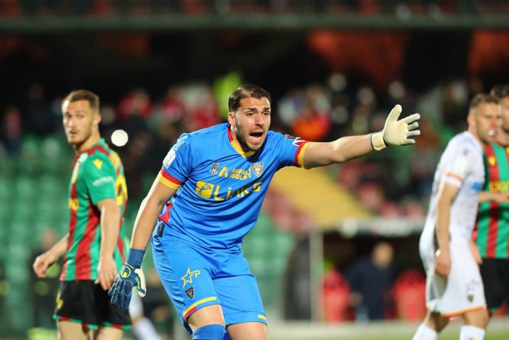 Lecce, ufficiale l'arrivo di Marco Bleve: il portiere firma fino al 2028