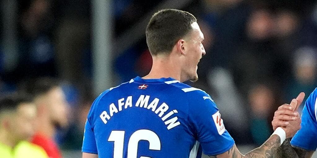 Napoli, l'impatto di Rafa Marin: il difensore guarda avanti